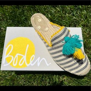 SASSY Espadrilles Perfect for SUMMER! Women’s NEW Boden with Tassels! Size 9.